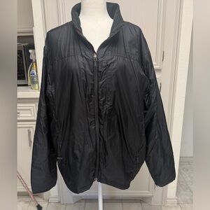L.L. Bean Black Jacket Full Zip Outside/inside pockets Sz XL quilted inside